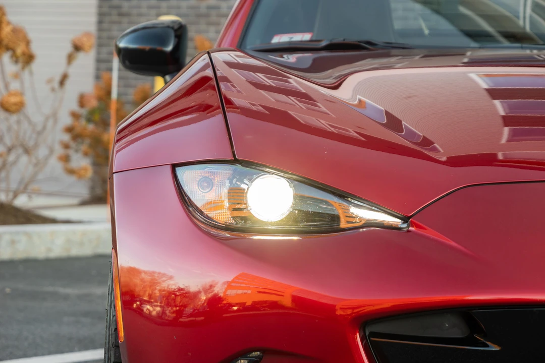 2021 Mazda ND MX-5 Miata - Image 17 of 31
