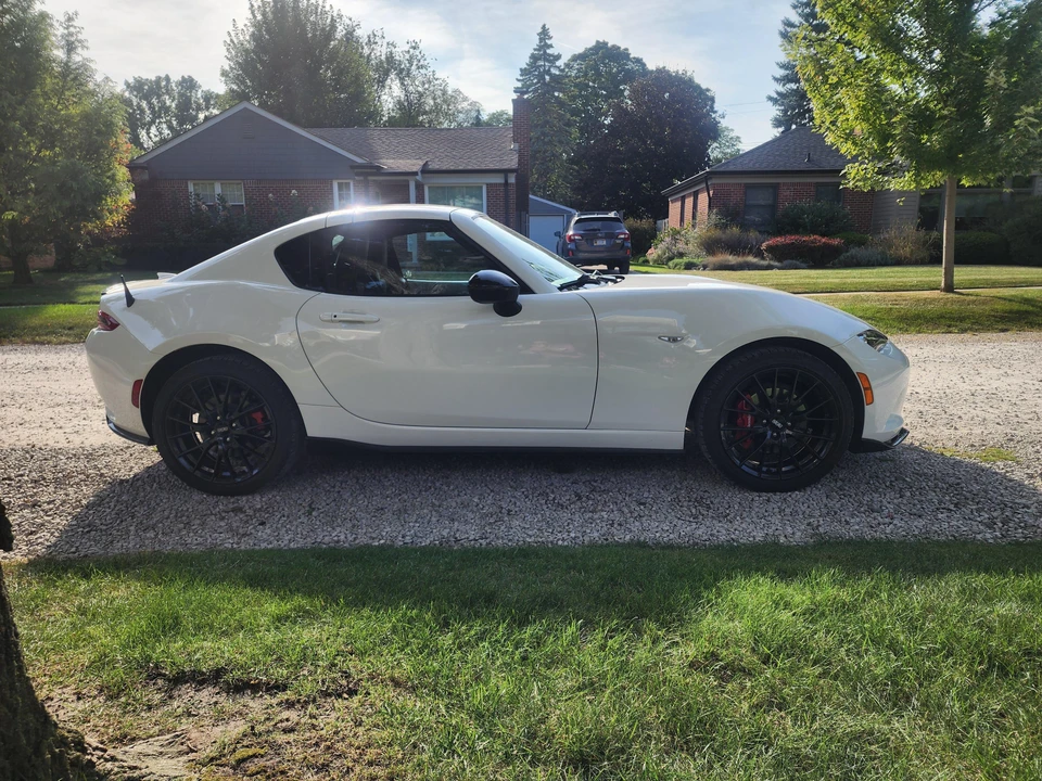 2021 Mazda ND MX-5 Miata - Image 22 of 31
