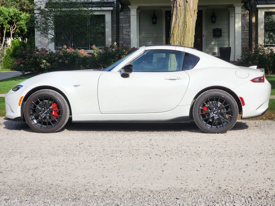 2021 Mazda ND MX-5 Miata - Image 16 of 31