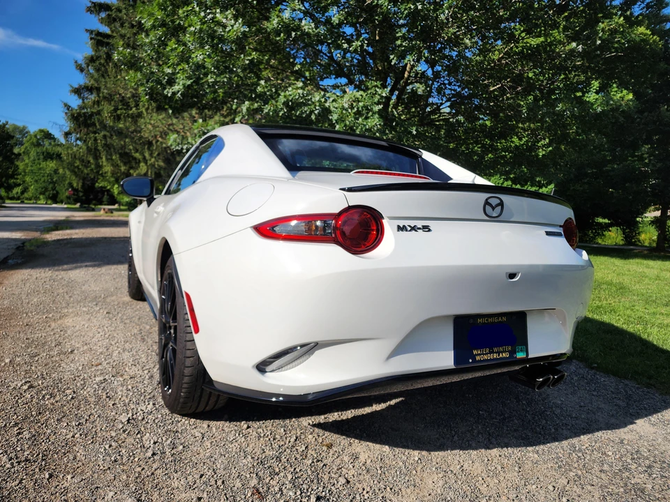 2021 Mazda ND MX-5 Miata - Image 17 of 31
