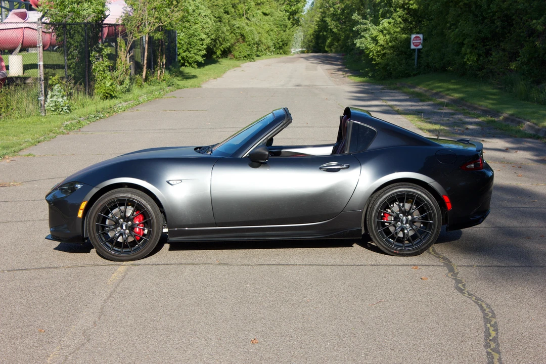 2021 Mazda ND MX-5 Miata - Image 17 of 31