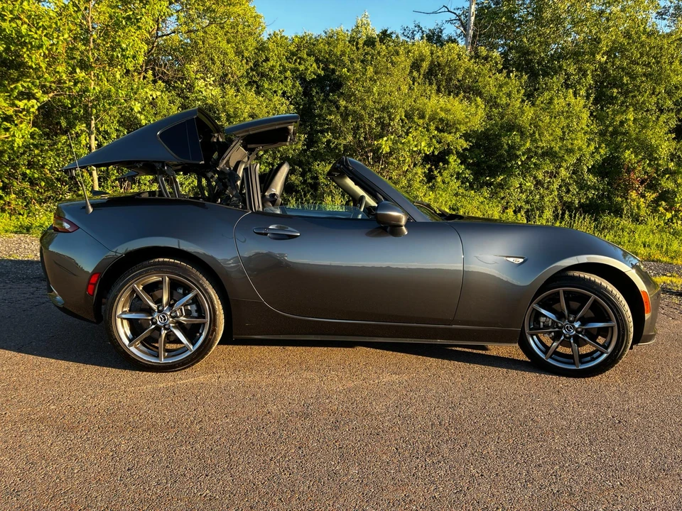 2021 Mazda ND MX-5 Miata - Image 13 of 31