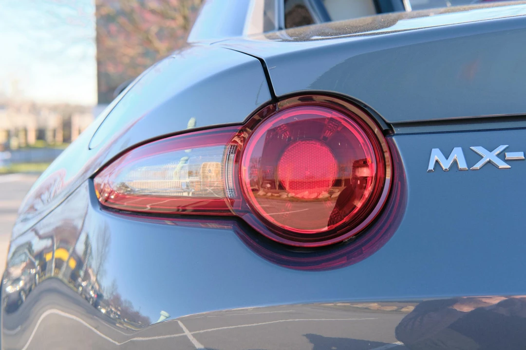 2021 Mazda ND MX-5 Miata - Image 17 of 30