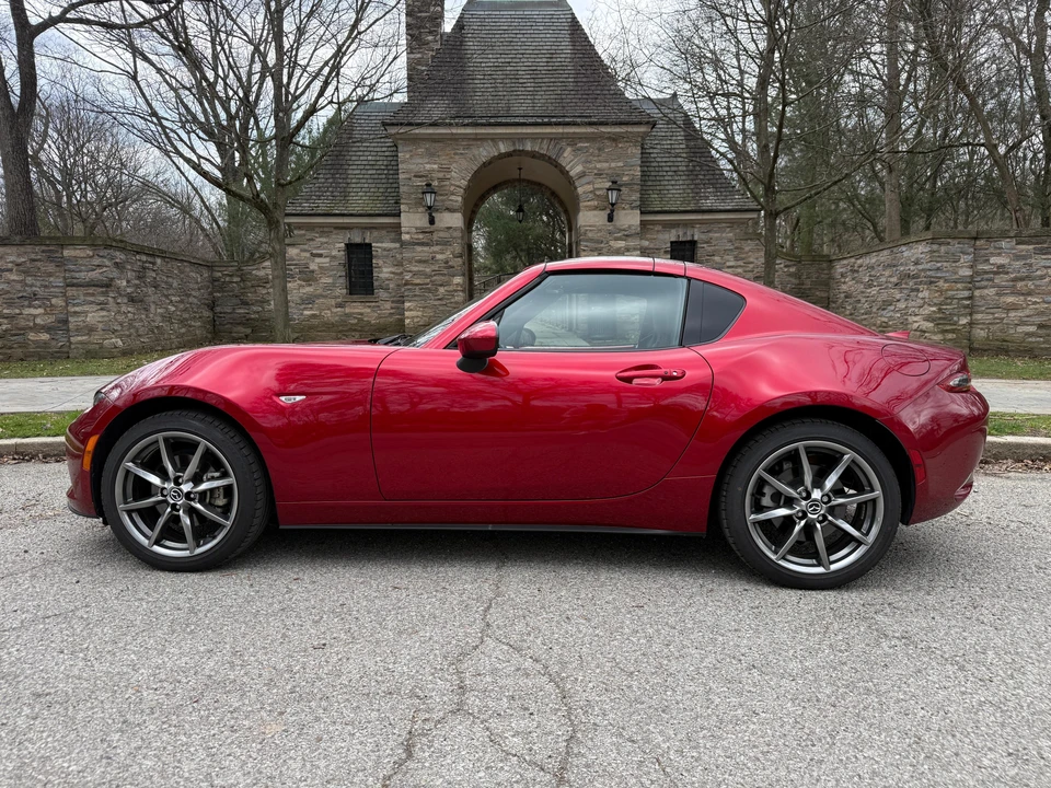 2021 Mazda ND MX-5 Miata - Image 26 of 31