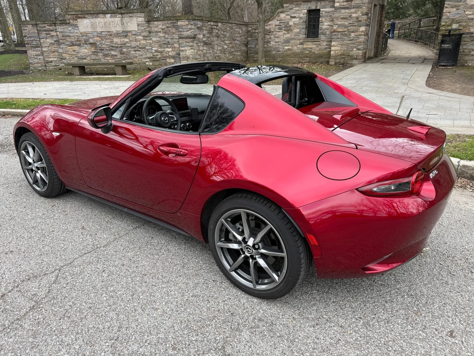 2021 Mazda ND MX-5 Miata - Image 9 of 31