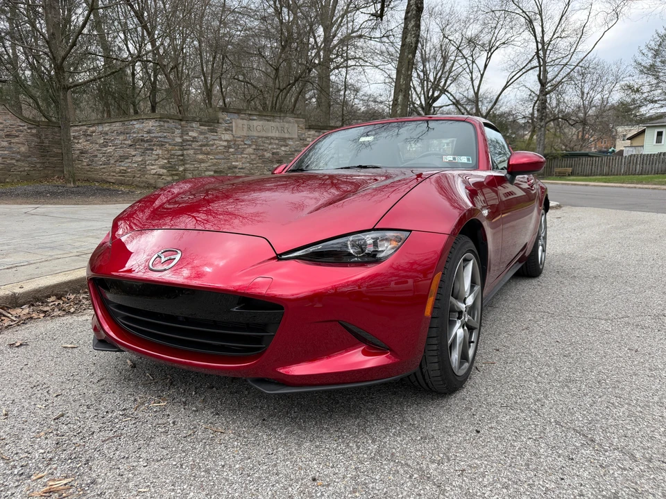 2021 Mazda ND MX-5 Miata - Image 19 of 31