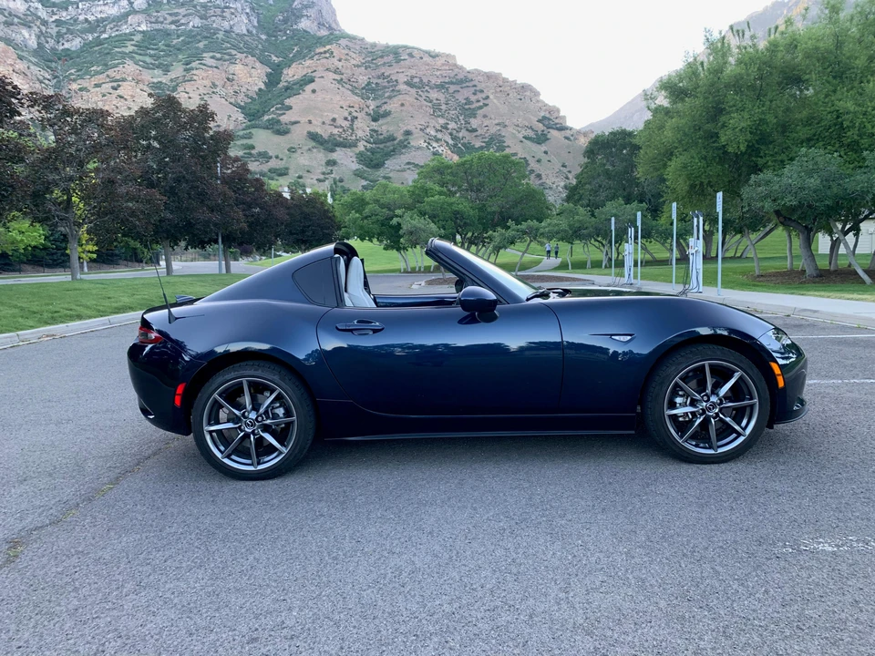 2021 Mazda ND MX-5 Miata - Image 9 of 31