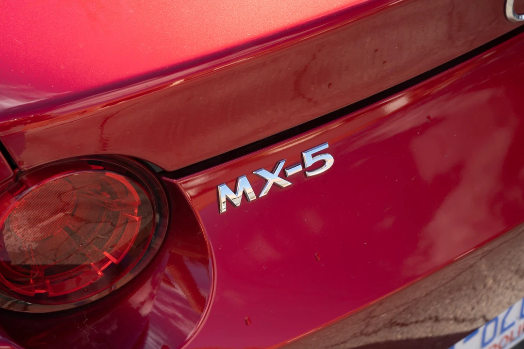 2021 Mazda ND MX-5 Miata - Image 24 of 31
