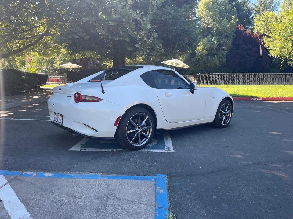 2021 Mazda ND MX-5 Miata - Image 15 of 31