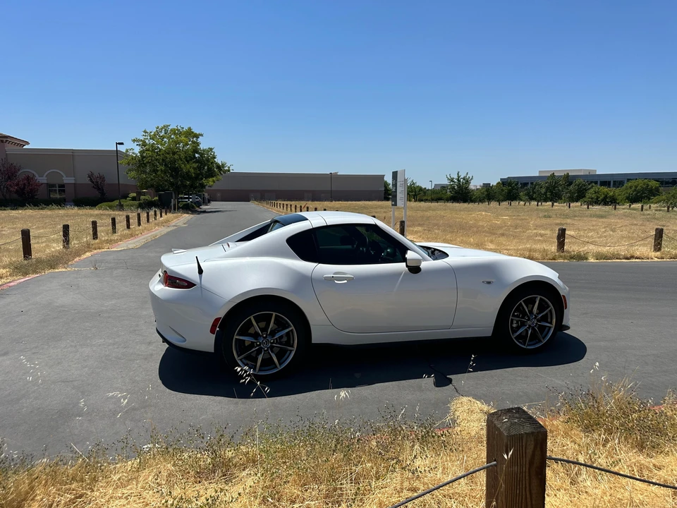 2021 Mazda ND MX-5 Miata - Image 17 of 31