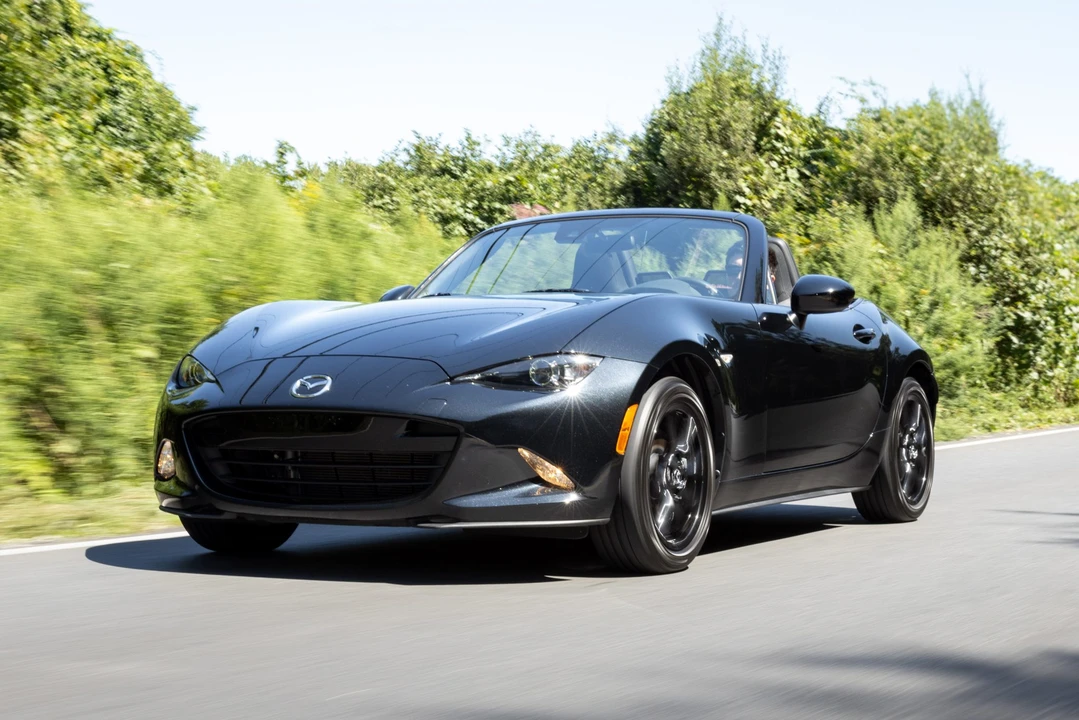 2021 Mazda ND MX-5 Miata - Image 2 of 31