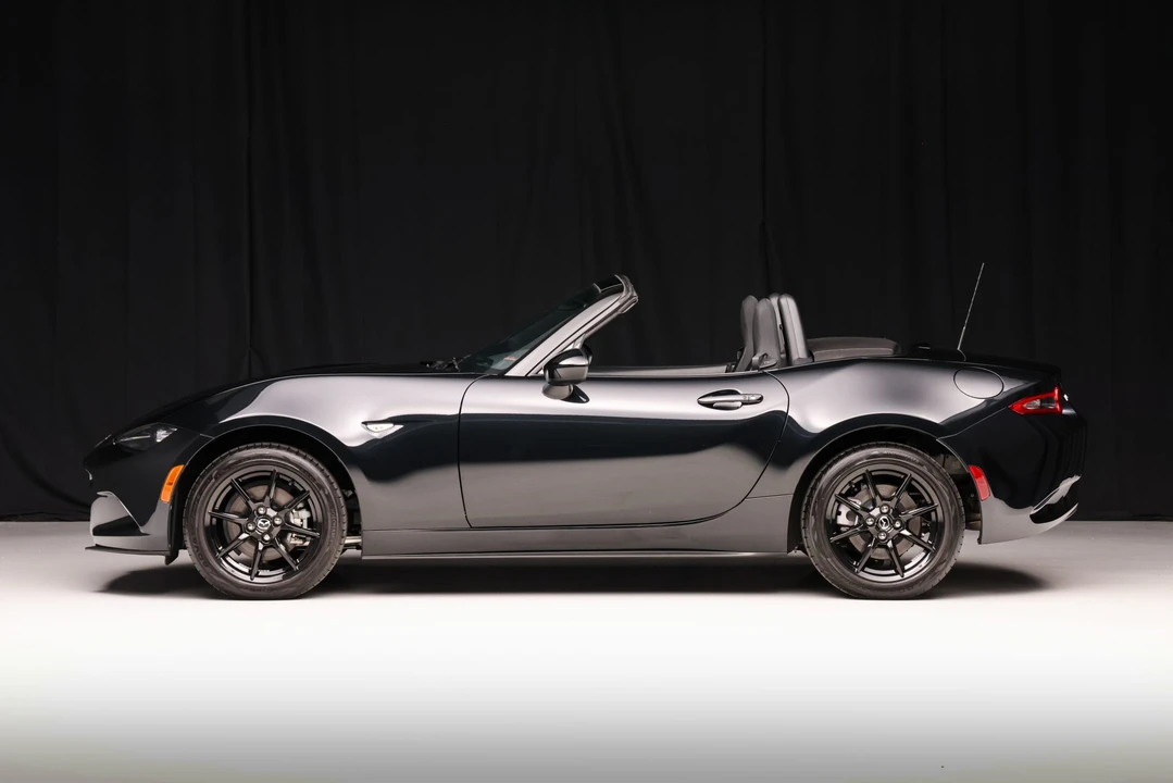 2021 Mazda ND MX-5 Miata - Image 7 of 31