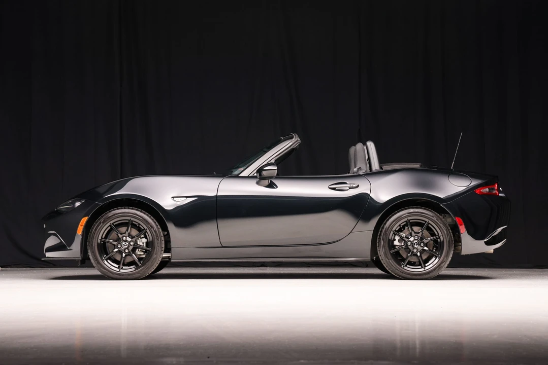 2021 Mazda ND MX-5 Miata - Image 8 of 31