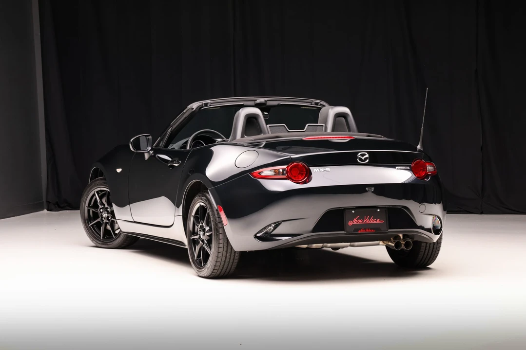 2021 Mazda ND MX-5 Miata - Image 11 of 31