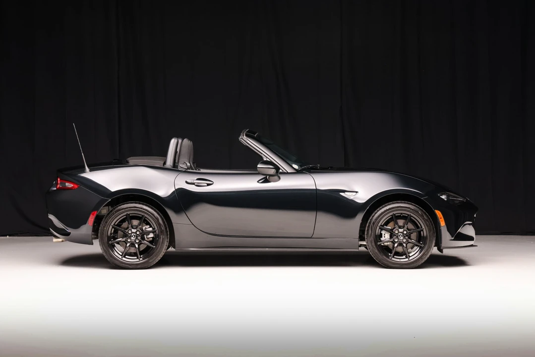 2021 Mazda ND MX-5 Miata - Image 19 of 31