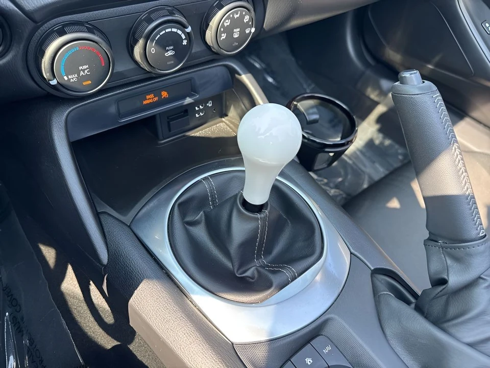 2021 Mazda ND MX-5 Miata - Image 15 of 31