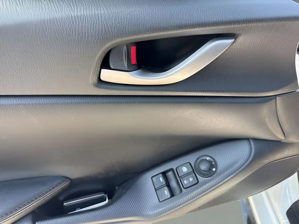 2021 Mazda ND MX-5 Miata - Image 24 of 31