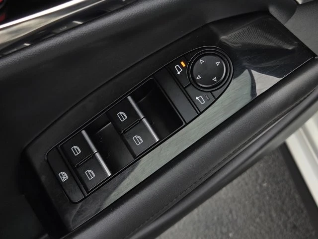 2021 Mazda Mazda 3 4th Gen - Image 10 of 12