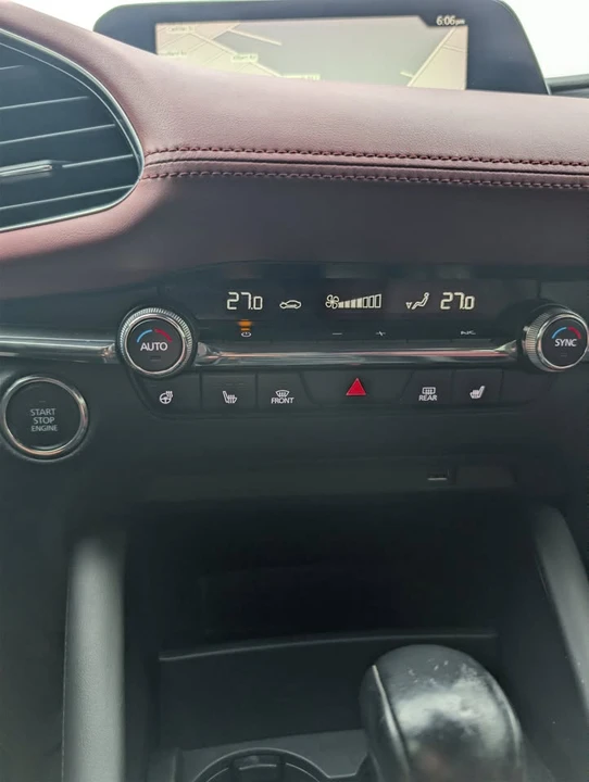 2021 Mazda Mazda 3 4th Gen - Image 9 of 17