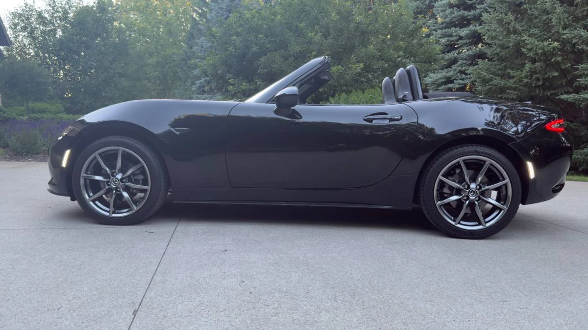 2021 Mazda ND MX-5 Miata - Image 8 of 20