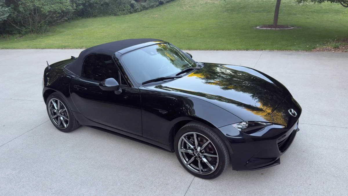 2021 Mazda ND MX-5 Miata - Image 17 of 20
