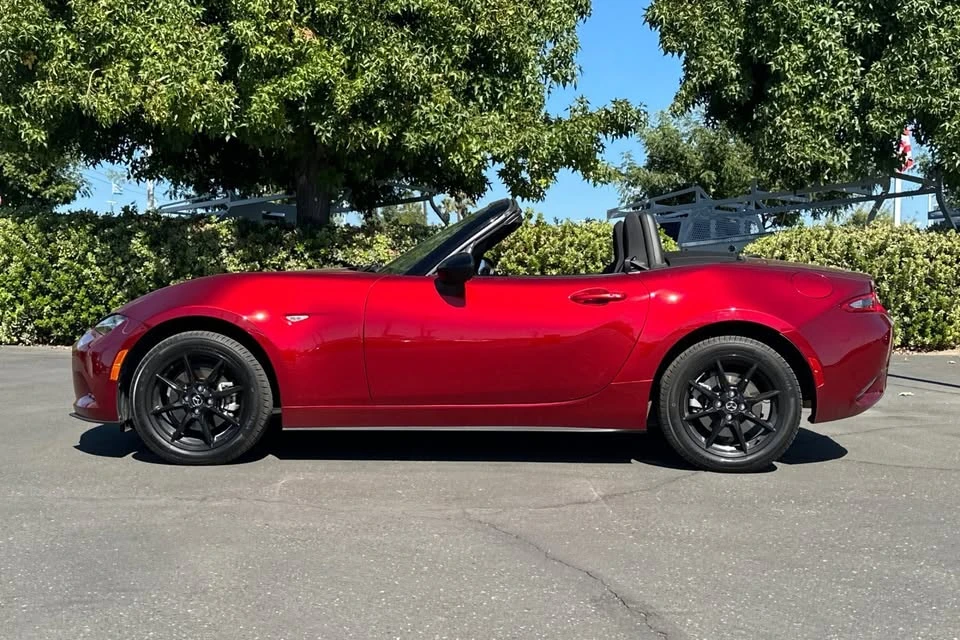 2021 Mazda ND MX-5 Miata - Image 4 of 13