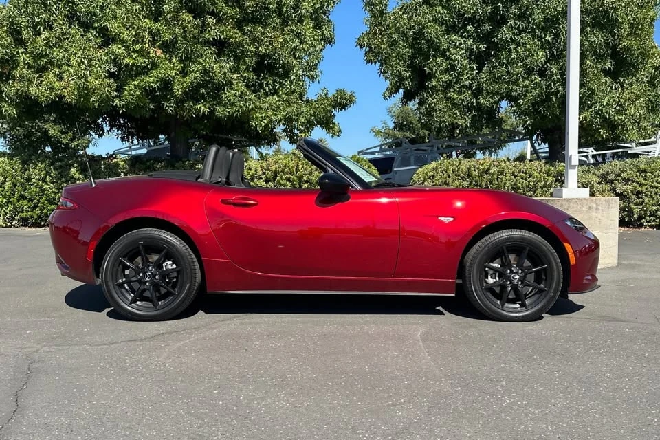 2021 Mazda ND MX-5 Miata - Image 7 of 13