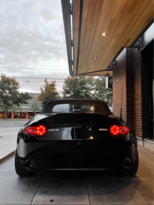 2021 Mazda ND MX-5 Miata - Image 10 of 14
