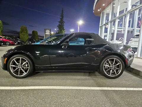 2021 Mazda MX-5 Miata