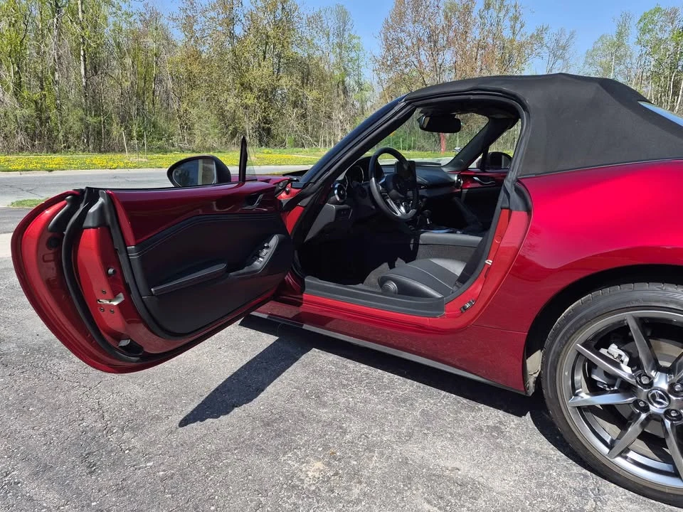 2021 Mazda ND MX-5 Miata - Image 7 of 12