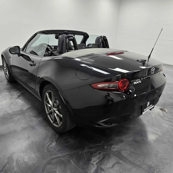 2021 Mazda ND MX-5 Miata - Image 9 of 17