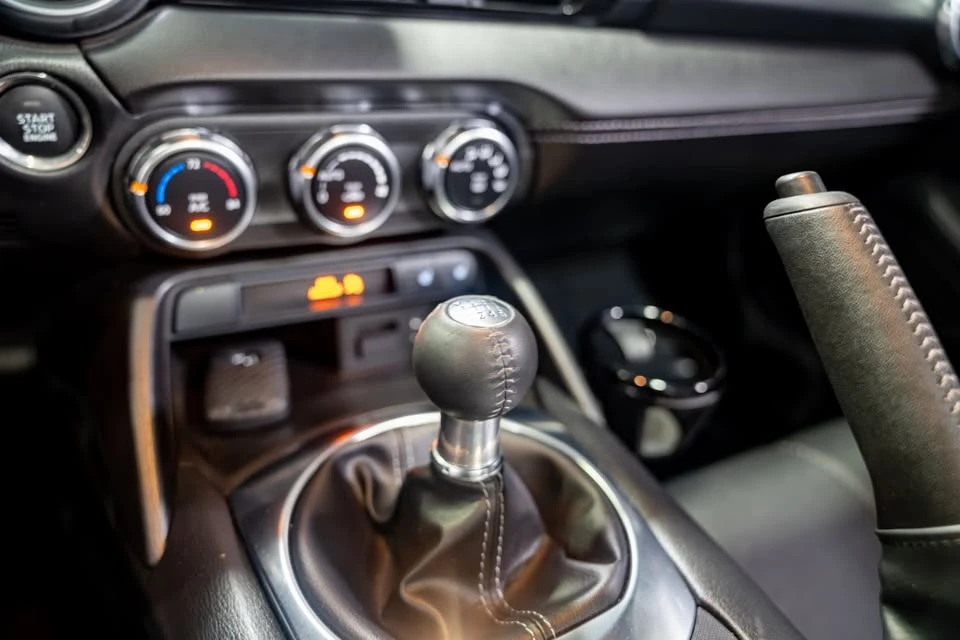 2021 Mazda ND MX-5 Miata - Image 16 of 17