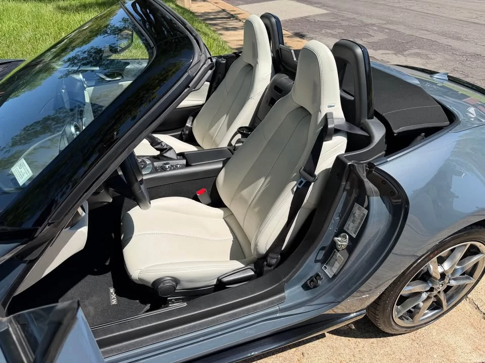2021 Mazda ND MX-5 Miata - Image 11 of 17