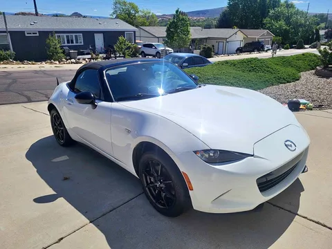 2021 Mazda MX-5 Miata Sport