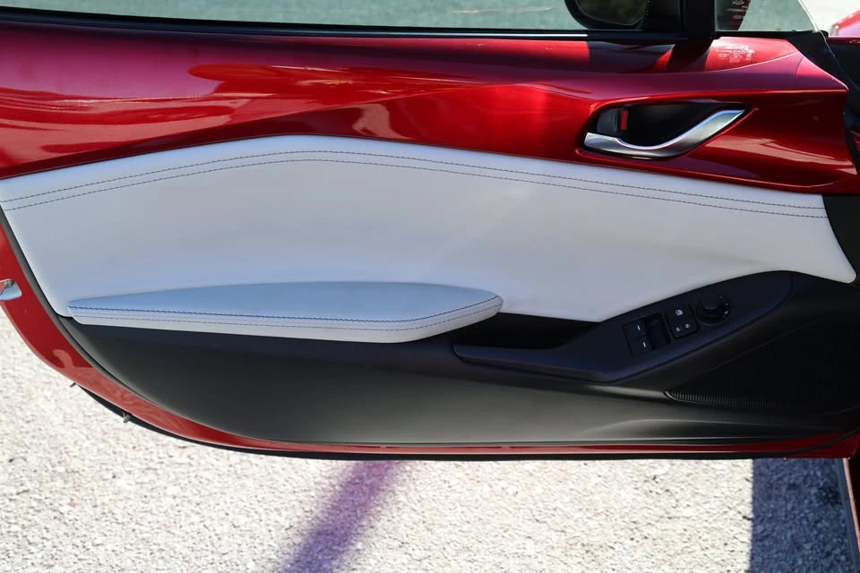2021 Mazda ND MX-5 Miata - Image 11 of 19