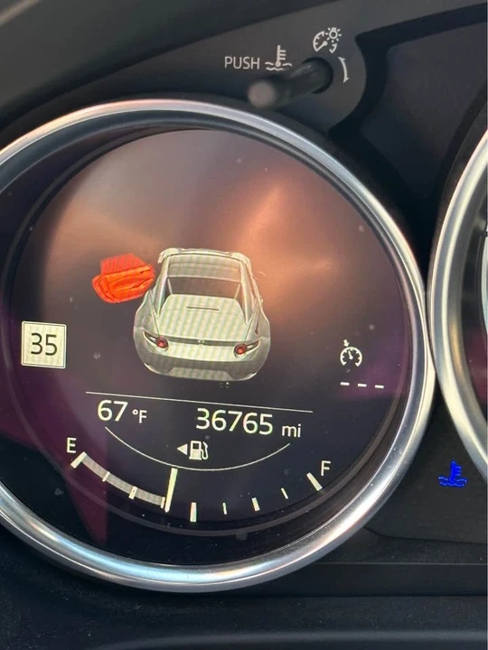 2021 Mazda ND MX-5 Miata - Image 9 of 12