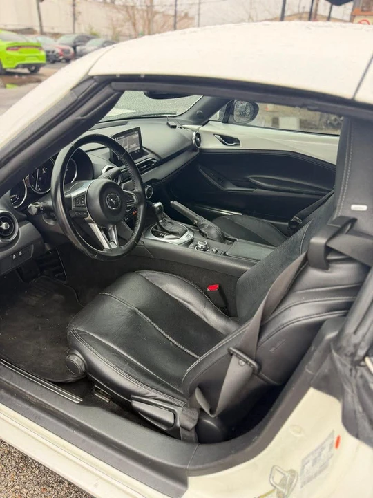 2021 Mazda ND MX-5 Miata - Image 4 of 5