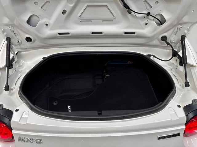 2021 Mazda ND MX-5 Miata - Image 10 of 11