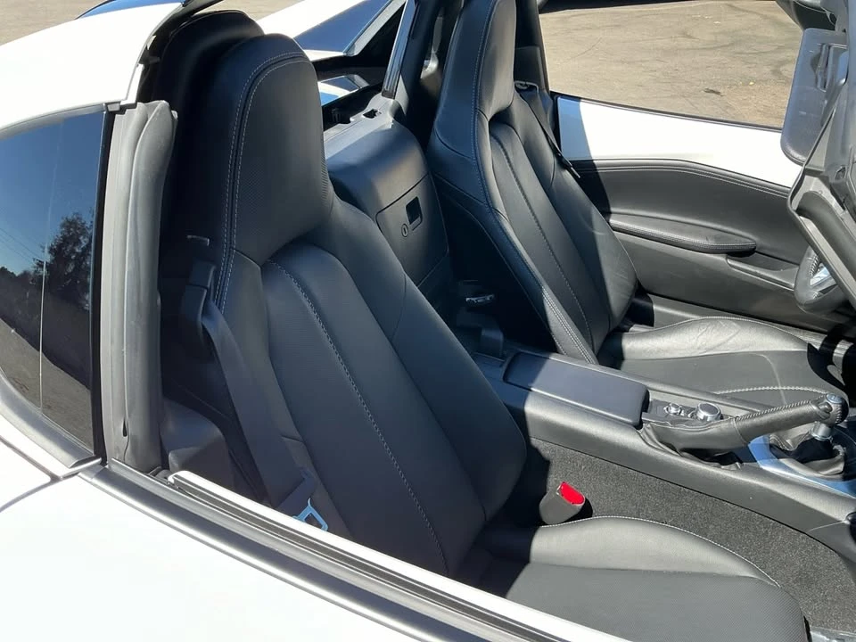 2021 Mazda ND MX-5 Miata - Image 17 of 19