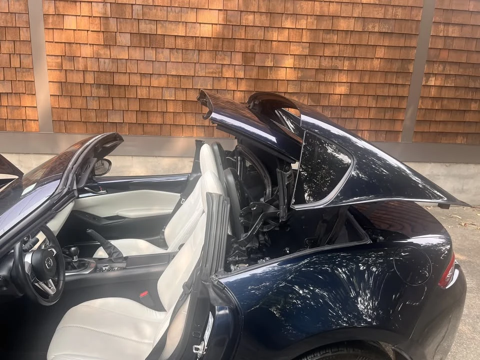 2021 Mazda ND MX-5 Miata - Image 18 of 21
