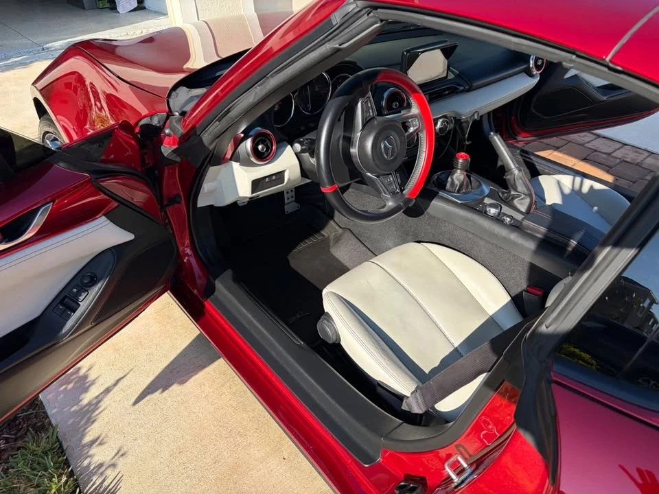 2021 Mazda ND MX-5 Miata - Image 11 of 20