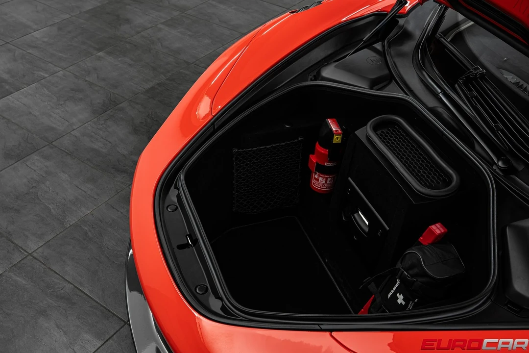 2021 McLaren 675LT - Image 11 of 31