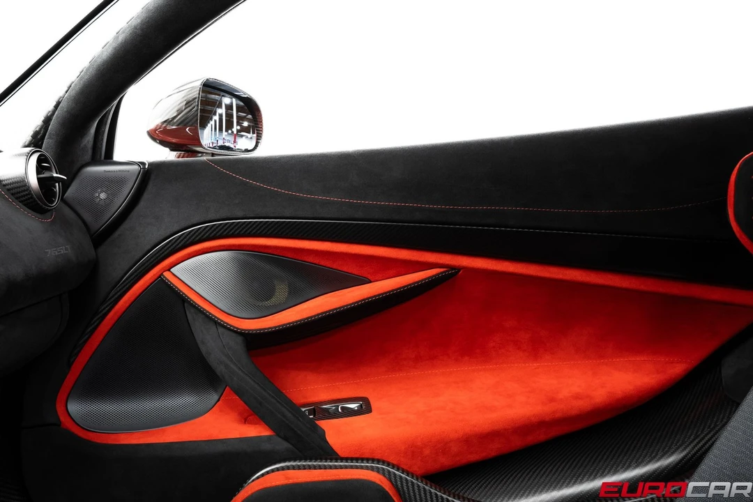 2021 McLaren 675LT - Image 29 of 31