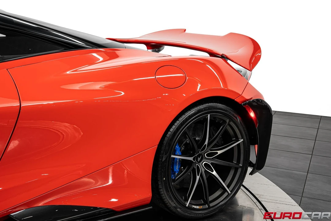 2021 McLaren 675LT - Image 20 of 31
