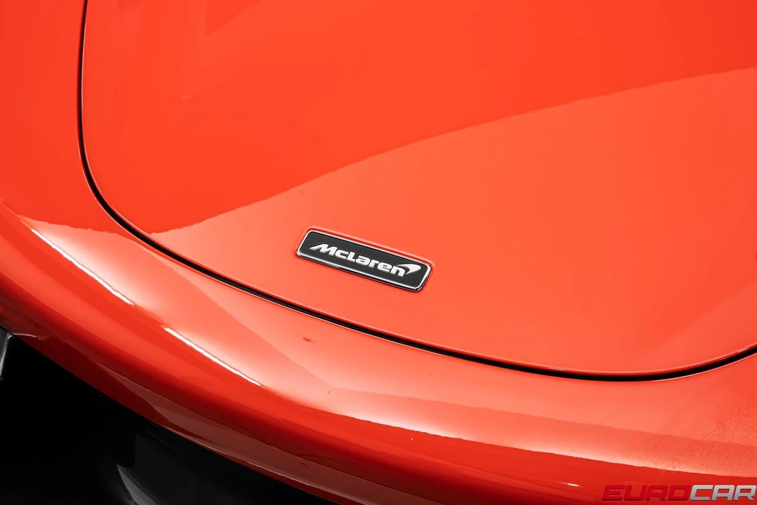 2021 McLaren 675LT - Image 10 of 31