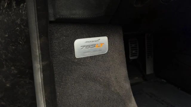 2021 McLaren 675LT - Image 25 of 31