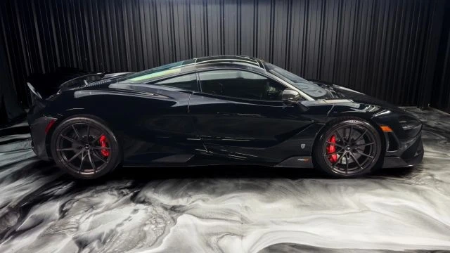 2021 McLaren 675LT - Image 8 of 31