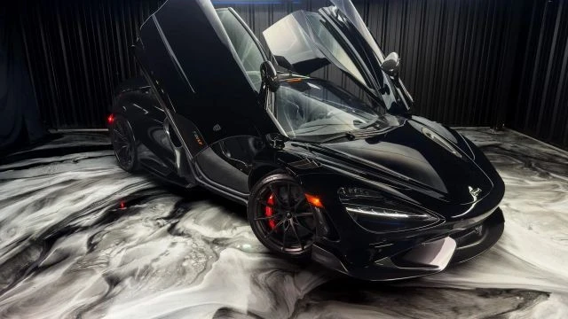 2021 McLaren 675LT - Image 2 of 31