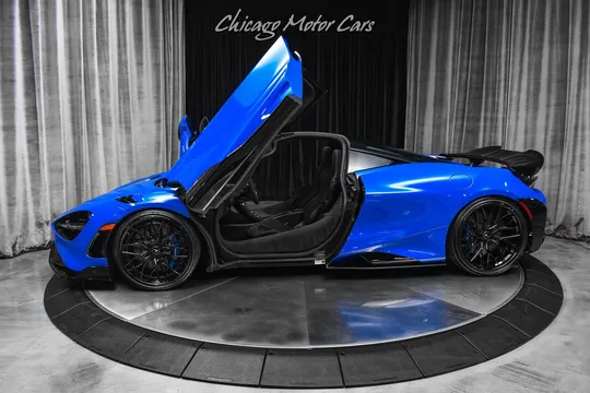 2021 McLaren 765LT Coupe