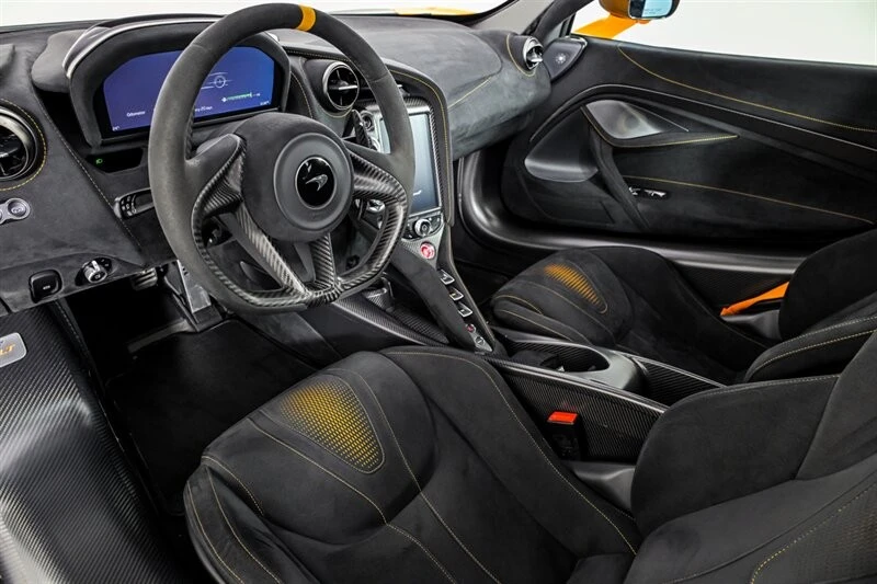 2021 McLaren 675LT - Image 29 of 31